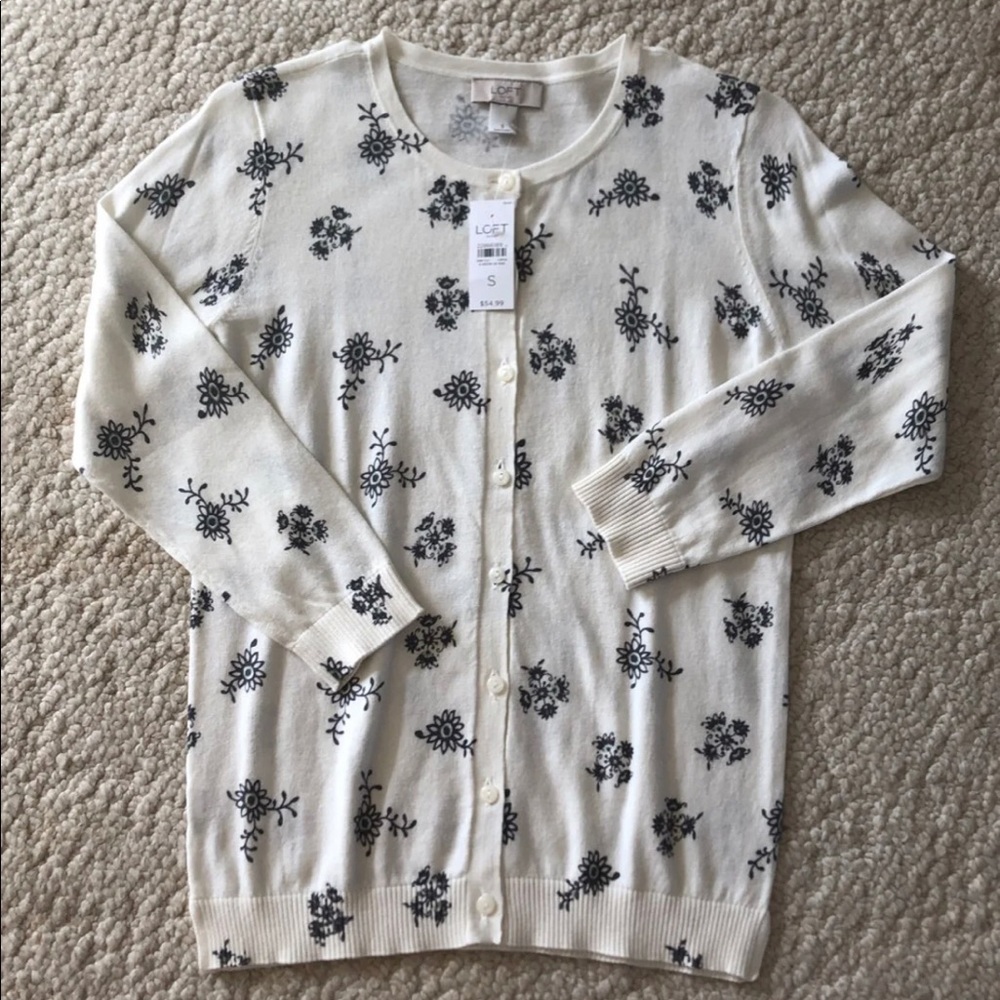 LOFT 3/4 sleeve cardigan/NWT!!